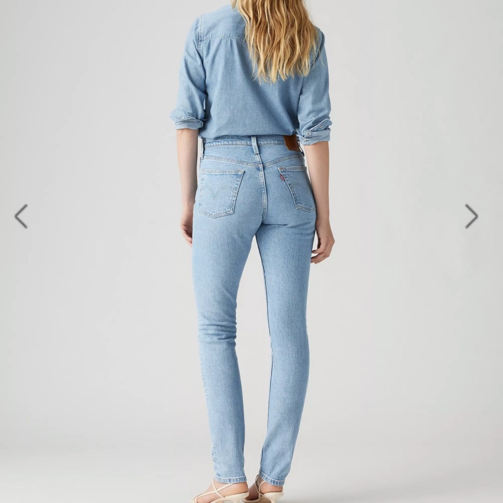 Levi's Women High Rise 501 Skinny Jeans - light wash Blue NTW